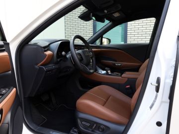 Lexus LBX
